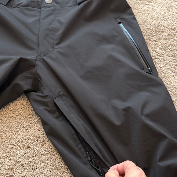 Helly Hansen Men's Legendary Insulated Ski Pants - Picture 11 of 16